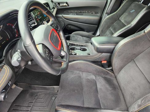 Used 2023 Dodge Durango R/T w/ Hemi Orange Plus Package AWD/4WD image 7