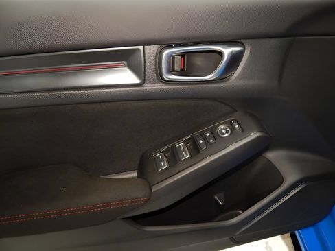 Used 2024 Honda Civic Type R image 10