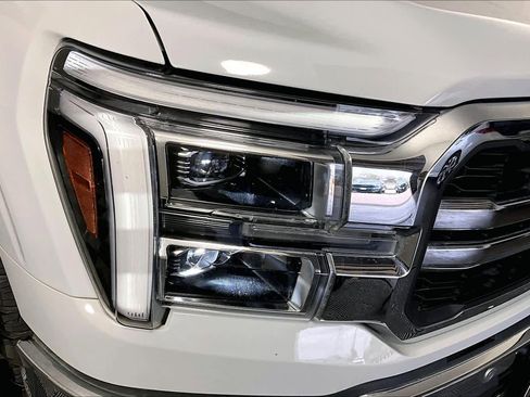 Used 2024 Ford F150 Lariat w/ FX4 Off-Road Package image 28