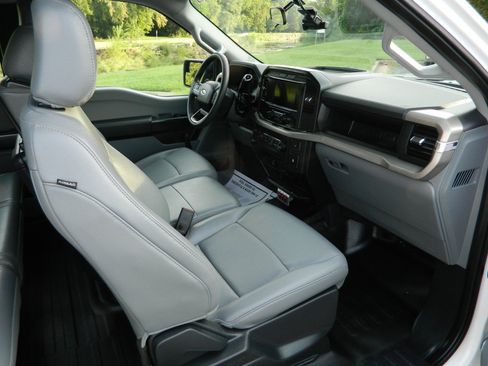 Used 2022 Ford F150 XL RWD image 17