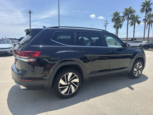 Used 2024 Volkswagen Atlas SE AWD/4WD image 5
