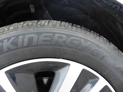 Used 2024 Honda Civic LX image 14