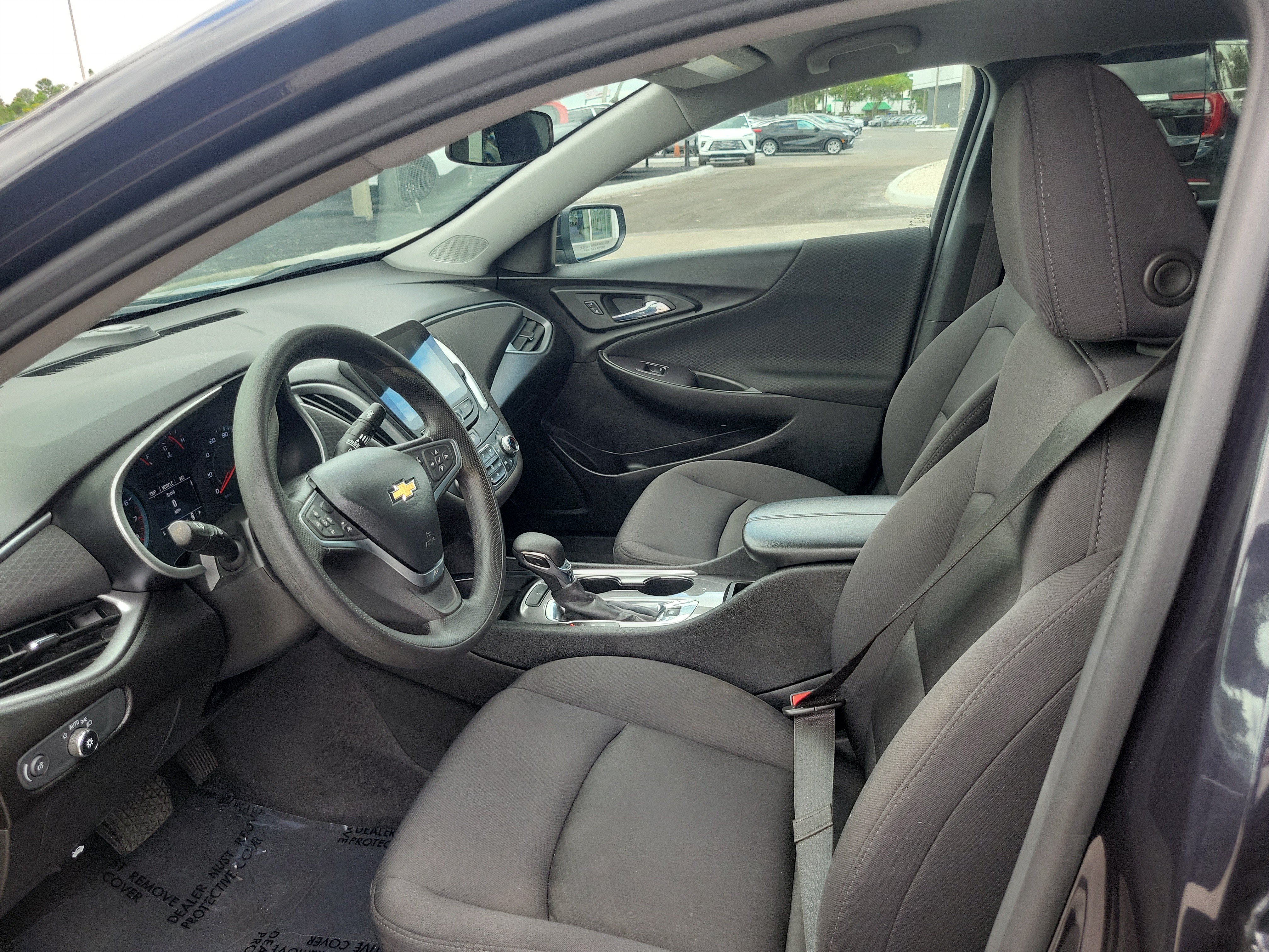 Used 2023 Chevrolet Malibu LT FWD image 11