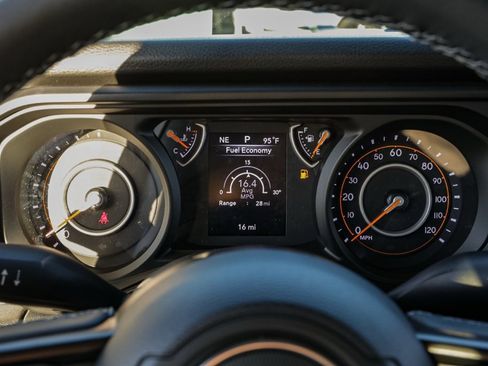 New 2026 Jeep Gladiator Sport image 25