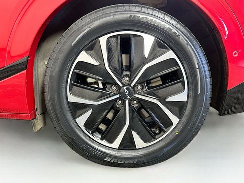 Used 2023 Kia EV6 GT-Line RWD image 11