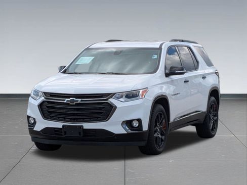 Used 2018 Chevrolet Traverse Premier w/ Redline Edition AWD/4WD image 9