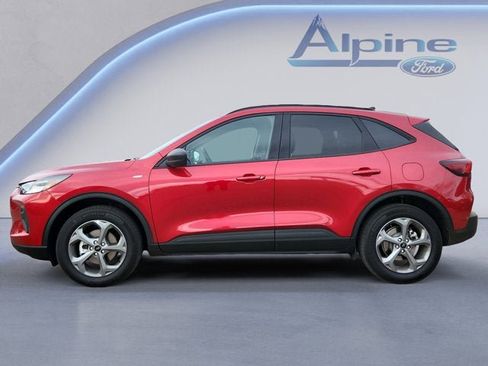 Used 2025 Ford Escape ST-Line image 2