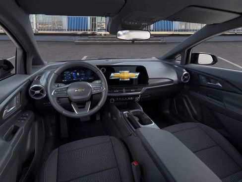 New 2026 Chevrolet Equinox EV LT image 15