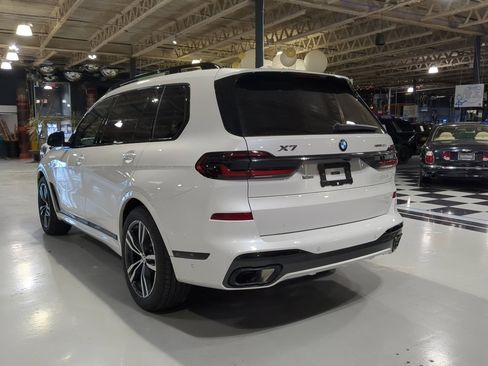 Used 2025 BMW X7 xDrive40i w/ M Sport Package image 10