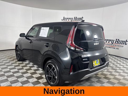 Used 2025 Kia Soul EX FWD image 9