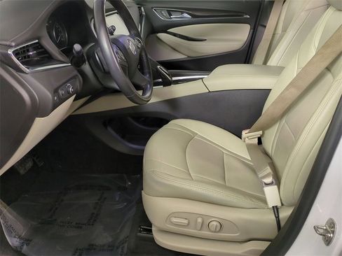 Certified 2019 Buick Enclave Essence image 18