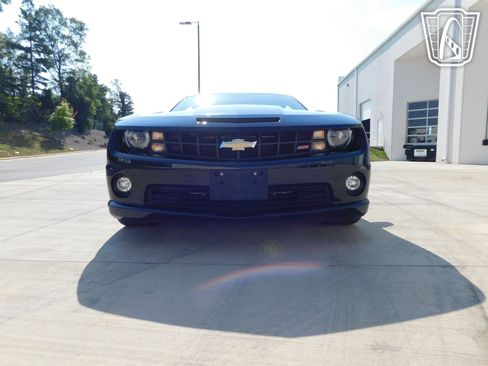 Used 2013 Chevrolet Camaro SS w/ RS Package RWD image 3