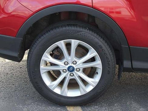 Used 2019 Ford Escape SEL FWD image 8