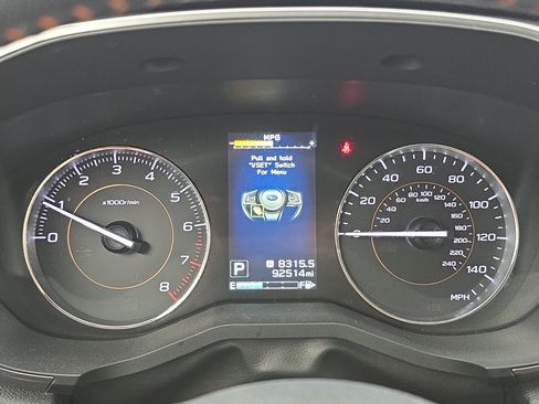 Used 2019 Subaru Crosstrek 2.0i Limited w/ Moonroof Package AWD/4WD image 18