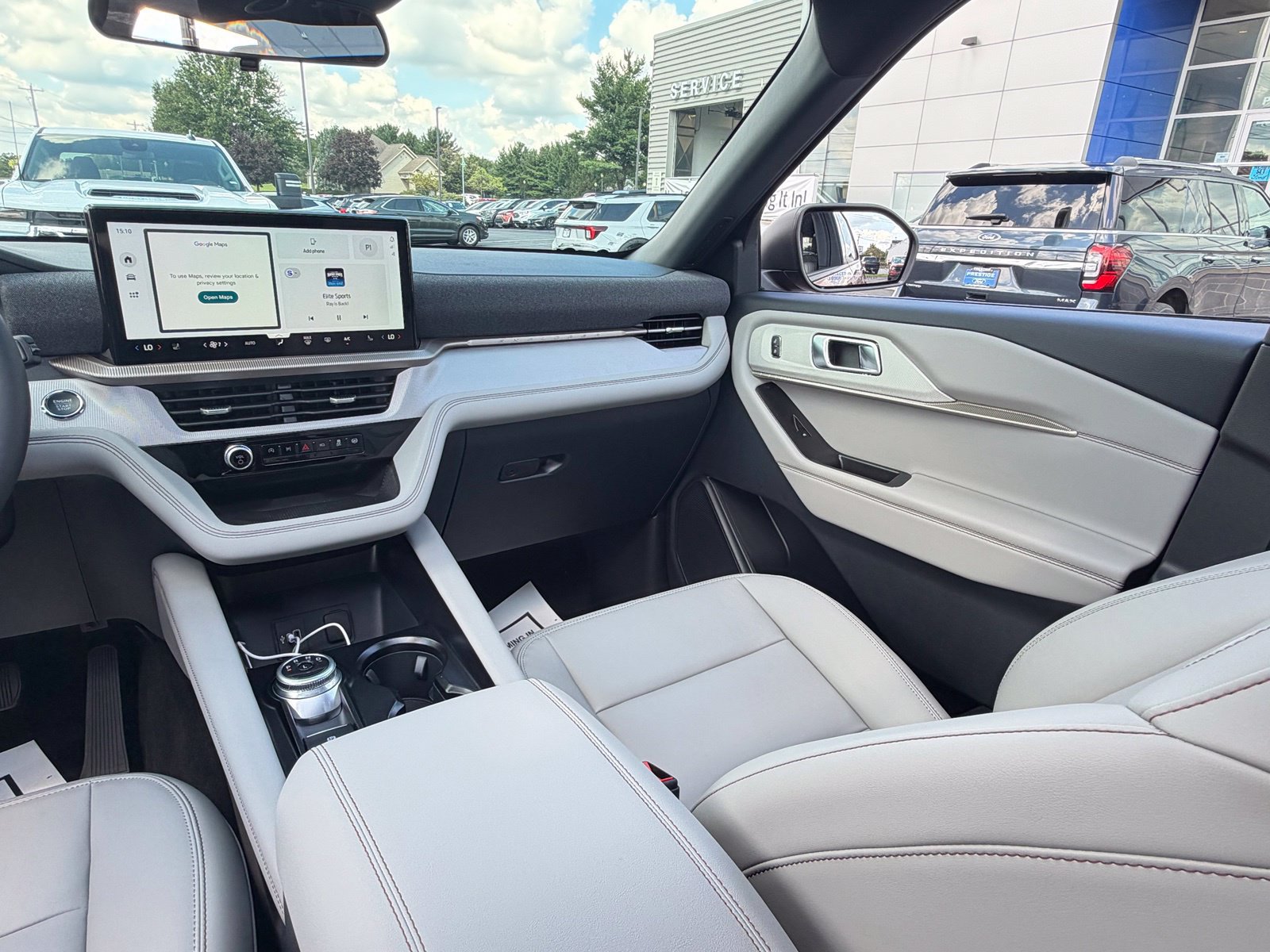 New 2027 Ford Explorer Active w/ Active Comfort Package AWD/4WD image 34