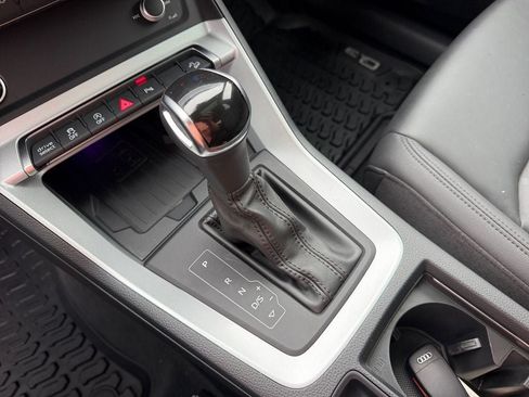 Used 2021 Audi Q3 2.0T Premium Plus AWD/4WD image 22