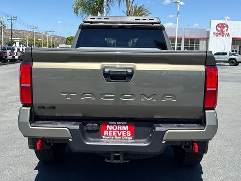 New 2026 Toyota Tacoma TRD Off-Road AWD/4WD image 9