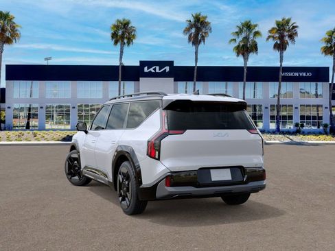 New 2026 Kia EV9 GT-Line image 4