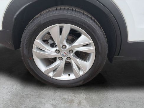 Used 2024 Buick Encore GX Preferred w/ Comfort Package FWD image 9