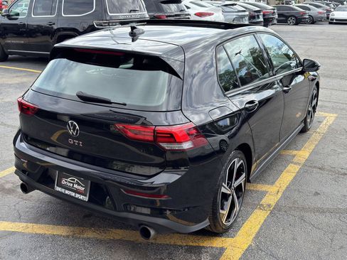 Used 2024 Volkswagen GTI SE FWD image 9