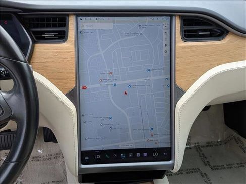 Used 2018 Tesla Model S 100D AWD/4WD image 13