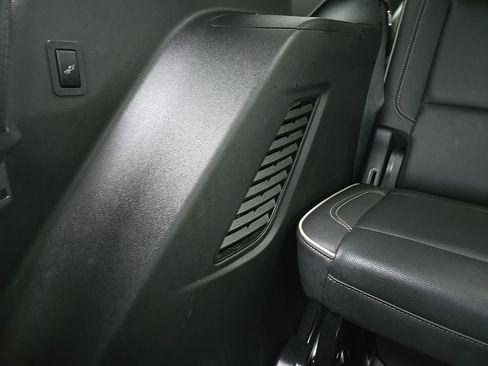 Used 2024 Chevrolet Tahoe Premier AWD/4WD image 96
