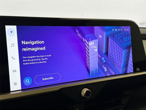 Used 2023 Toyota Crown Limited image 26