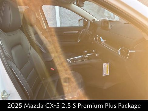 New 2025 MAZDA CX-5 AWD 2.5 S w/ Premium Plus Pkg image 29