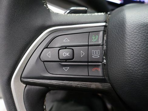 Used 2024 Jeep Grand Cherokee L Altitude image 33