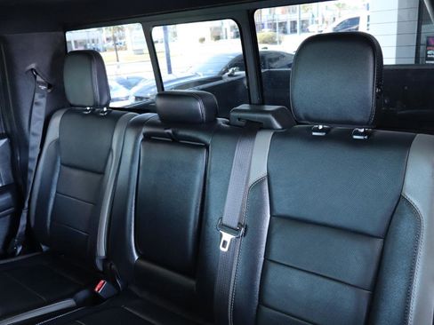 Used 2017 Ford F150 Raptor w/ Equipment Group 802A Luxury image 32