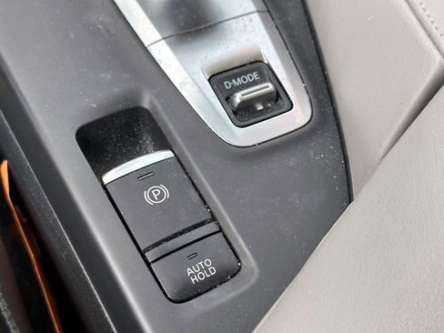 Used 2023 INFINITI QX50 Luxe image 32