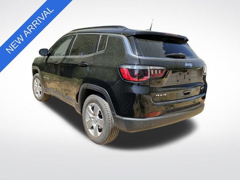 Used 2022 Jeep Compass Latitude w/ Convenience Group image 5