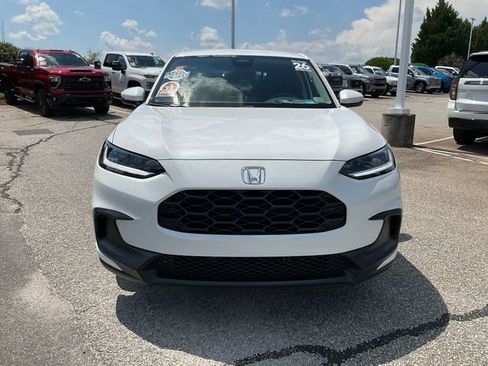 Used 2026 Honda HR-V LX image 2