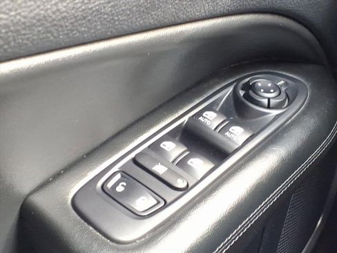 Used 2020 Jeep Compass Latitude image 25