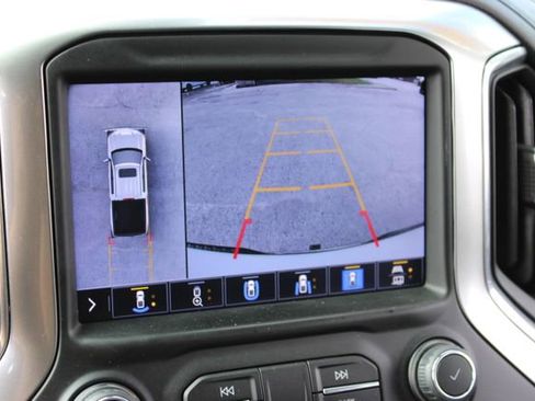 Used 2022 Chevrolet Silverado 1500 LTZ w/ Technology Package image 19