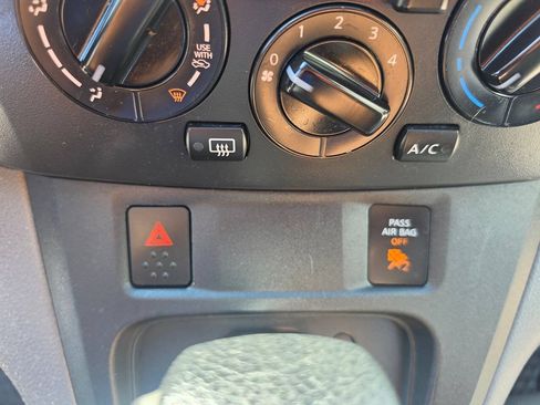 Used 2020 Nissan NV200 SV w/ Back Door Glass Package FWD image 40