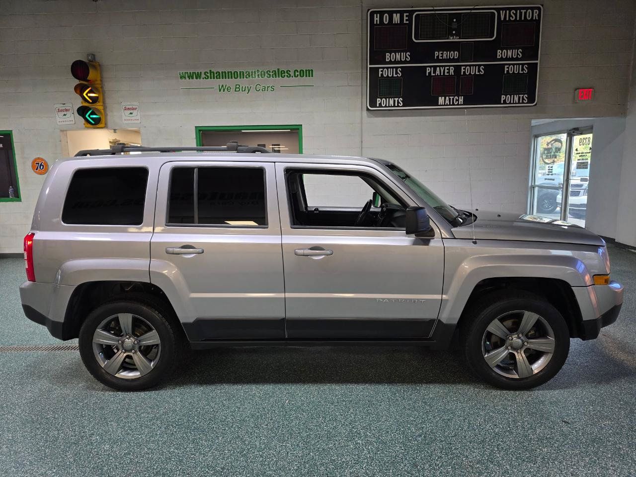Used 2015 Jeep Patriot High Altitude AWD/4WD image 5