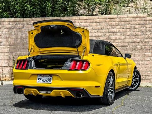 Used 2016 Ford Mustang Premium RWD image 27