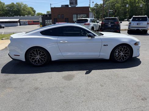 Used 2021 Ford Mustang GT Premium w/ Black Accent Package RWD image 8