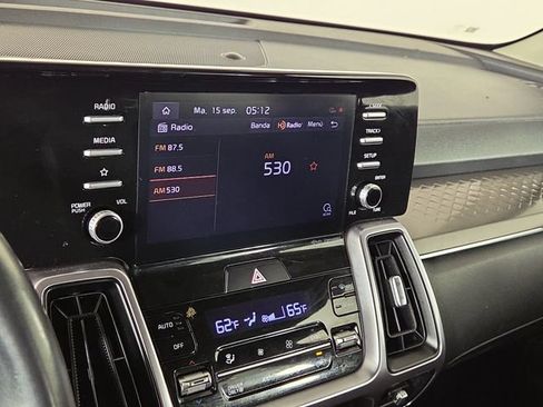 Certified 2021 Kia Sorento EX FWD image 17
