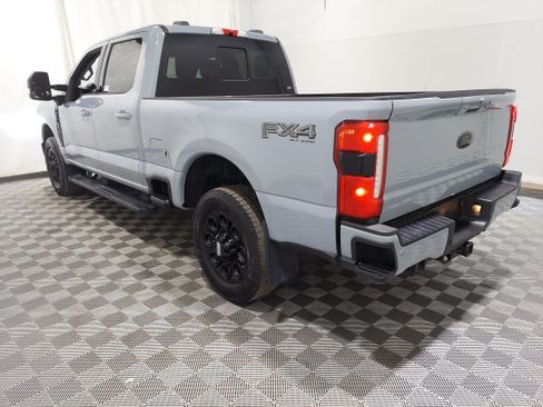 Used 2025 Ford F350 Lariat w/ Black Appearance Package AWD/4WD image 2