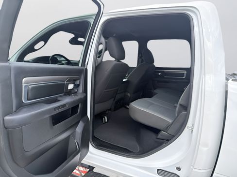 Used 2021 RAM 1500 Warlock AWD/4WD image 17