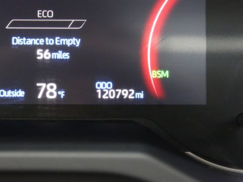 Used 2019 Toyota RAV4 Limited w/ Advanced Technology Package FWD image 34