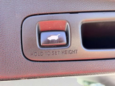Used 2017 Honda CR-V Touring image 10