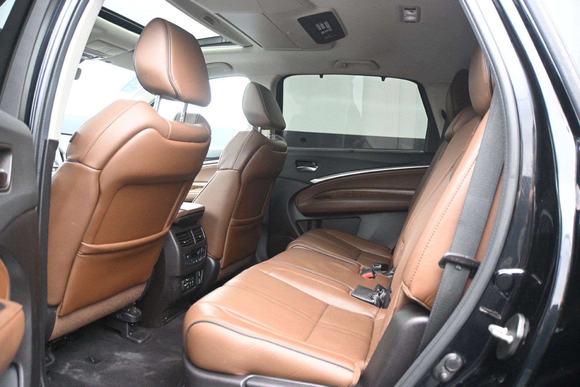 Used 2019 Acura MDX w/ Advance Package AWD/4WD image 24