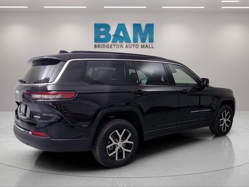 New 2025 Jeep Grand Cherokee L Limited image 7