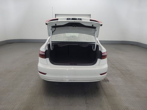 Used 2019 Volkswagen Jetta SE FWD image 29