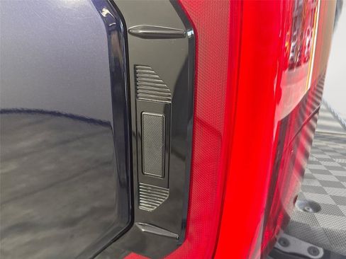 Used 2025 Toyota Tundra Limited AWD/4WD image 17