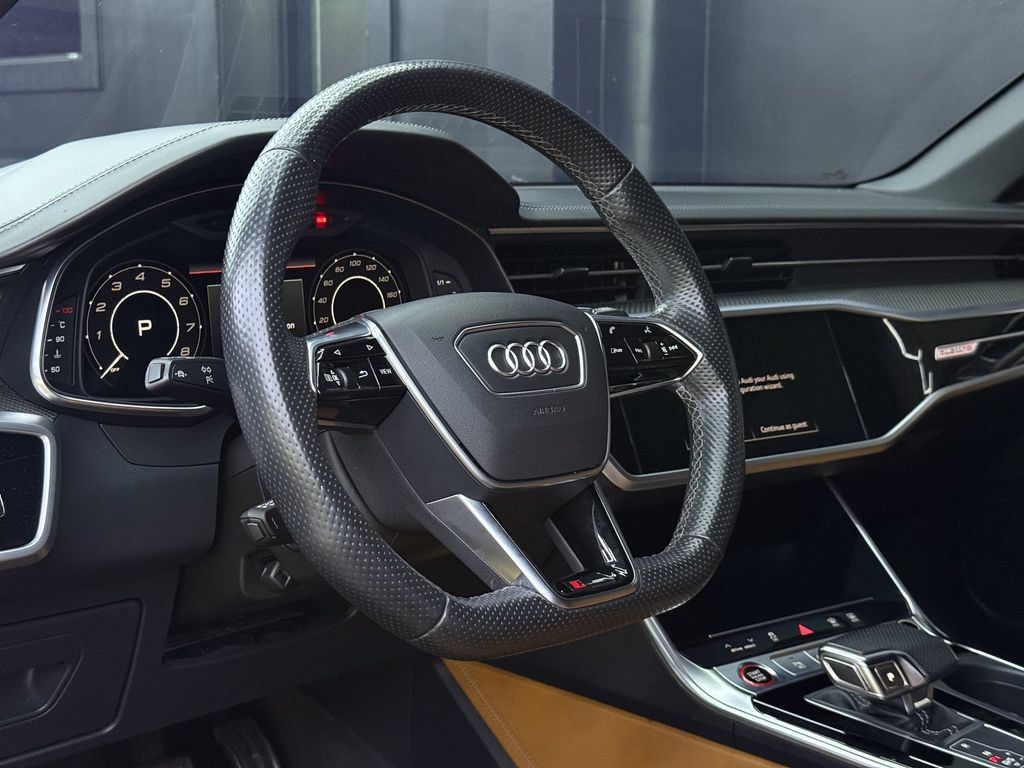 Used 2022 Audi RS 6 AWD/4WD image 14