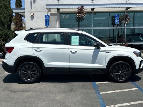 Used 2023 Volkswagen Taos S FWD image 3